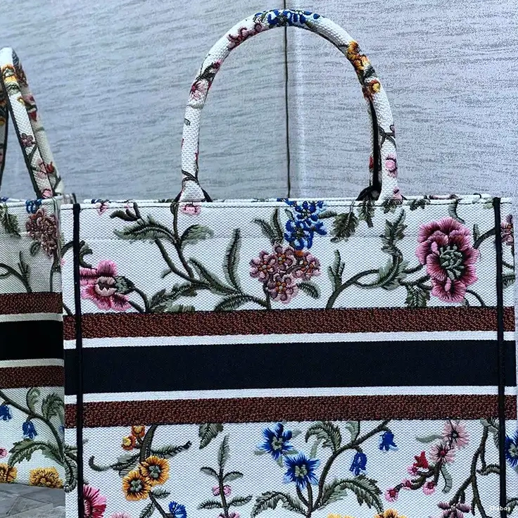 Bag 2304YA0027 Dio 0708